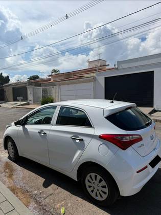 HYUNDAI HB20 1.0 COMFORT 12V FLEX 4P MANUAL